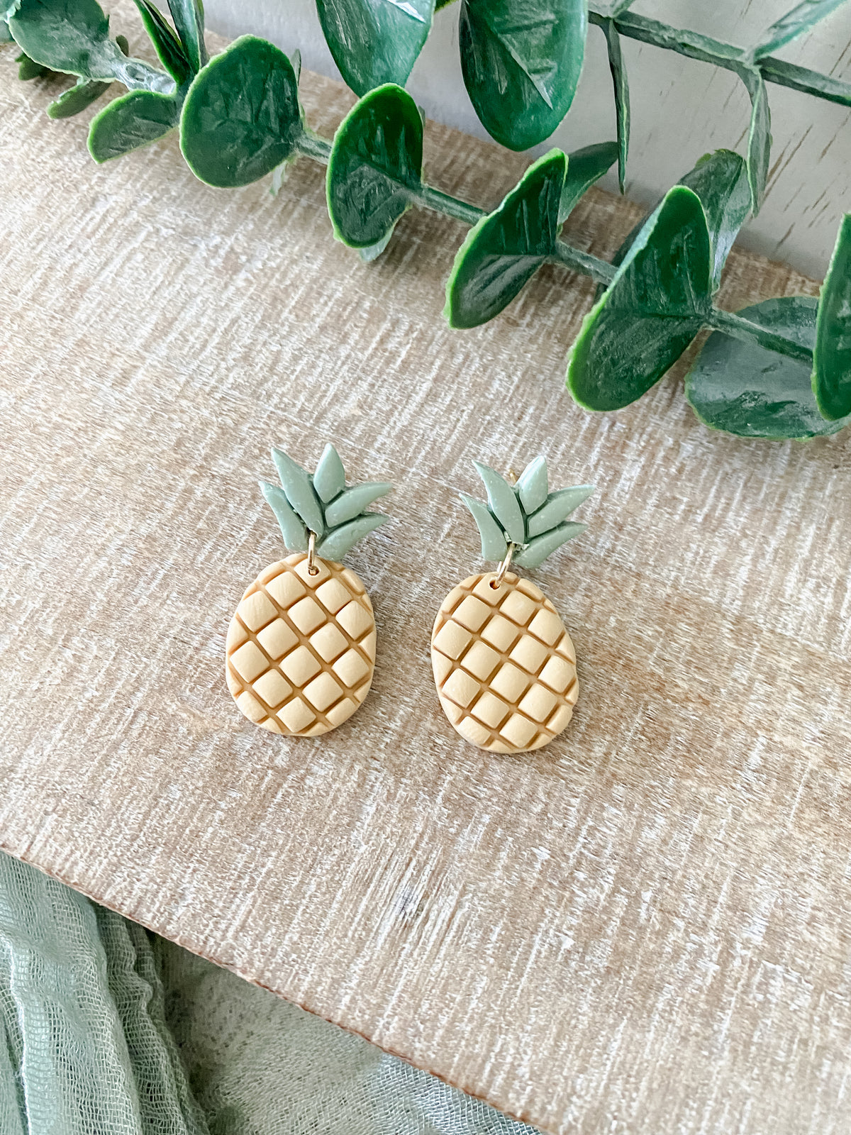 Tropical Pineapple Dangles