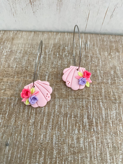 Pink handmade floral polymer clay seashells