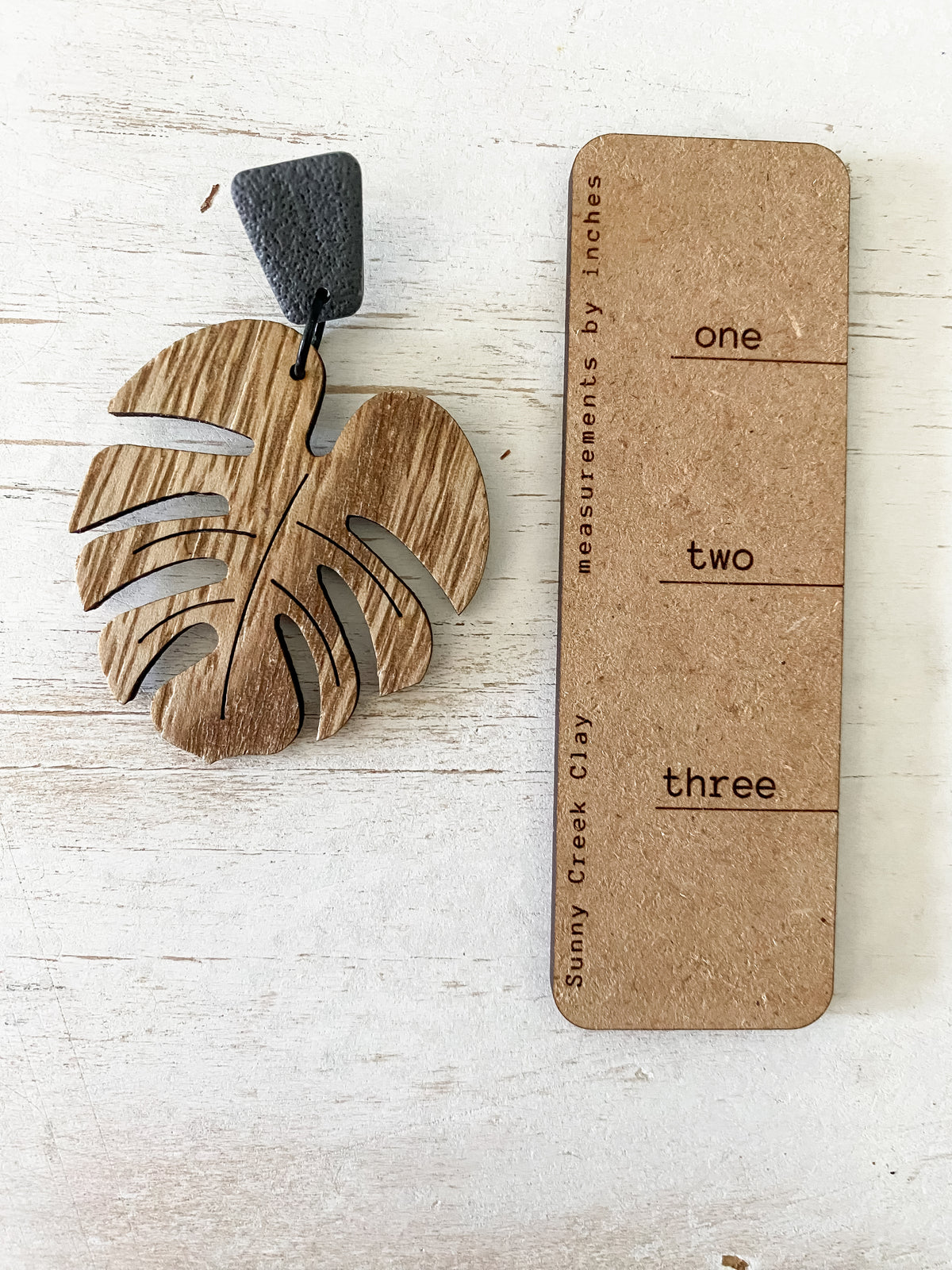 Lightweight monstera earring collection