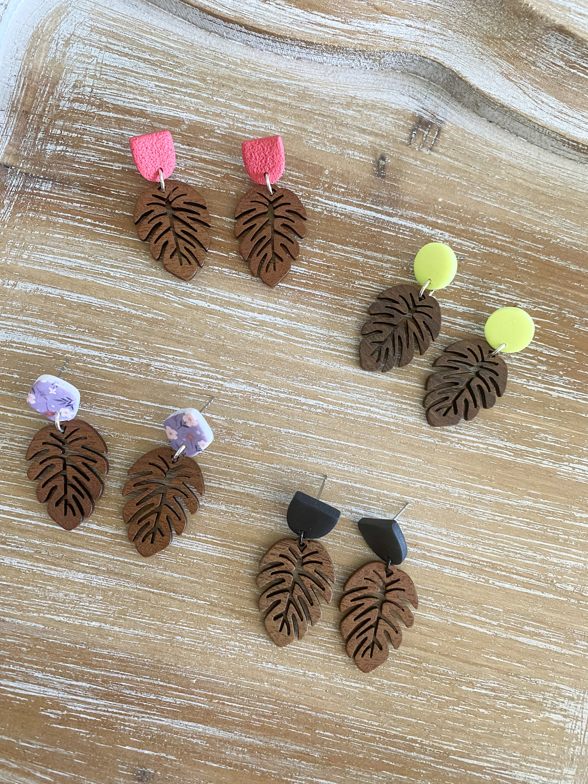 Tropical small wood leaf dangles collection