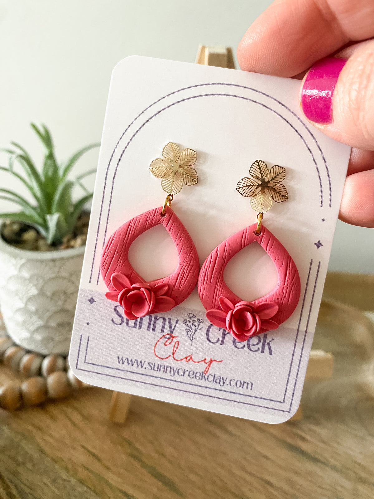 Red teardrop floral earrings