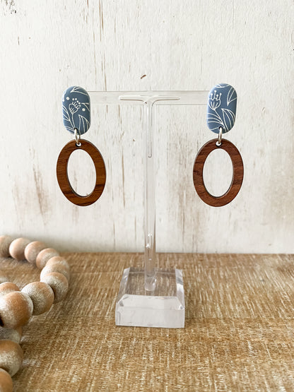 Oval walnut earring collection