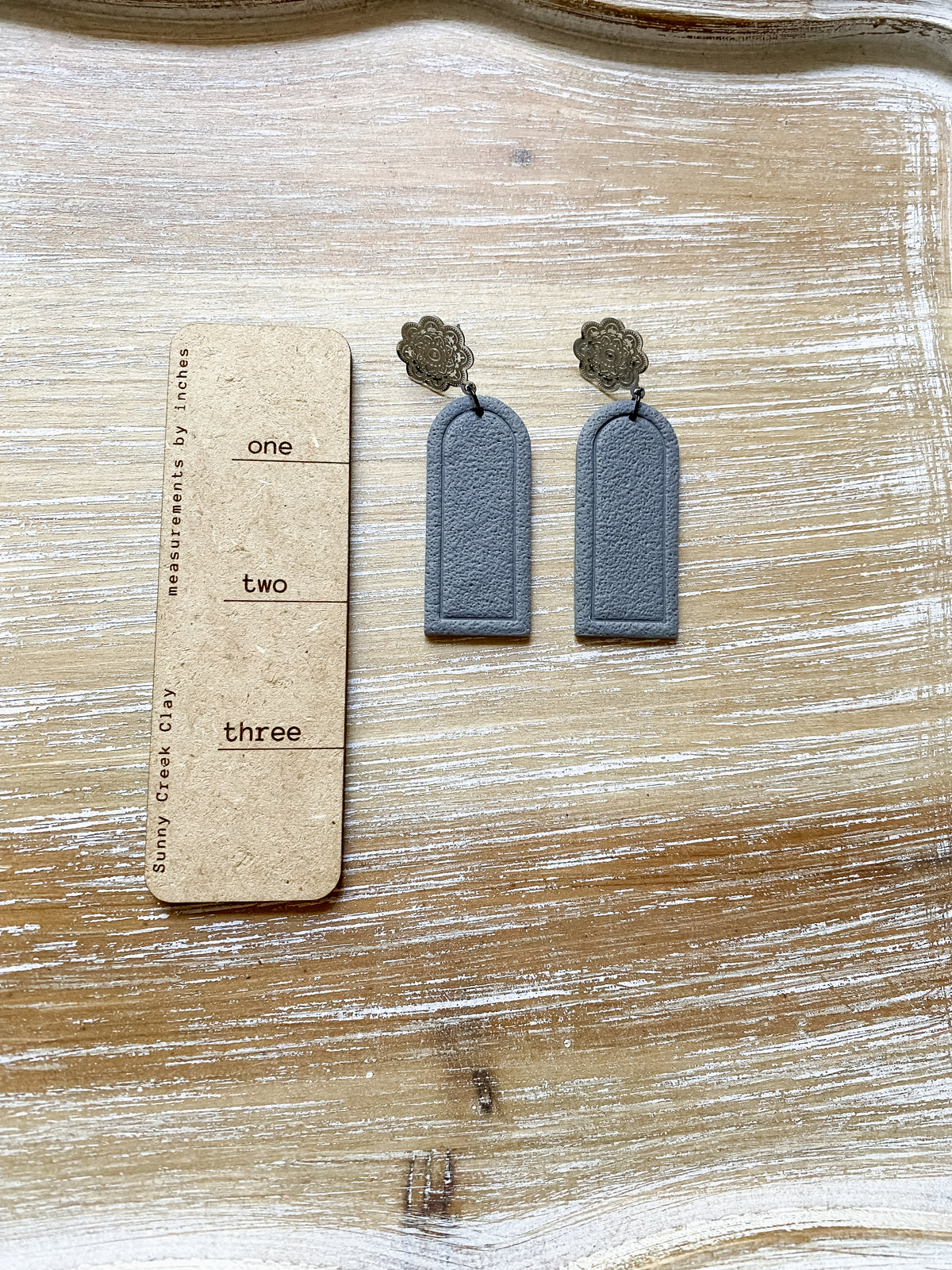 Thin arch earrings (multiple styles)