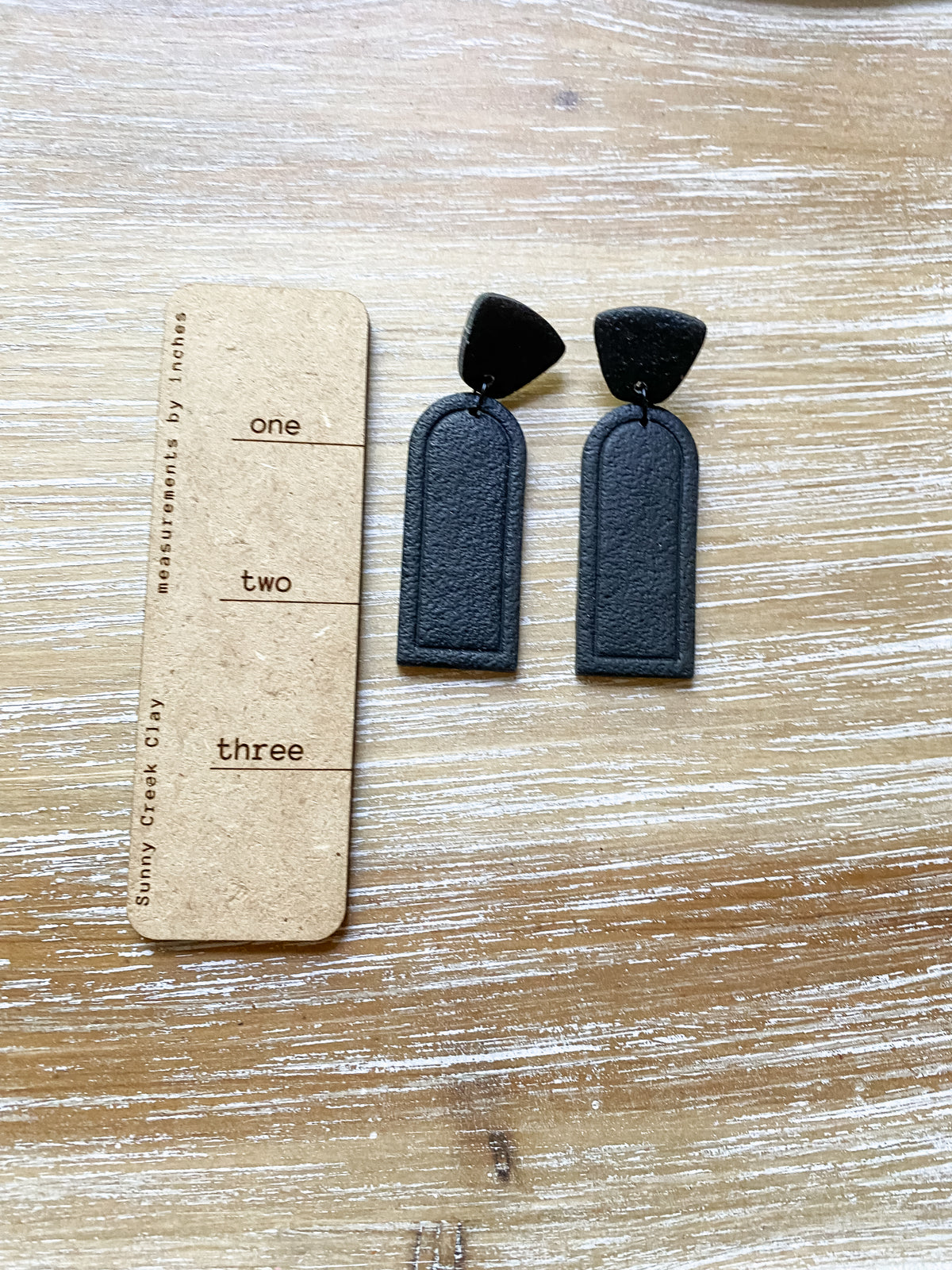 Thin arch earrings (multiple styles)